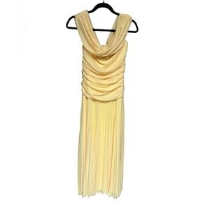 Abercrombie & Fitch Soft Yellow Pleated Maxi Sleeveless Formal Dress size L NWT